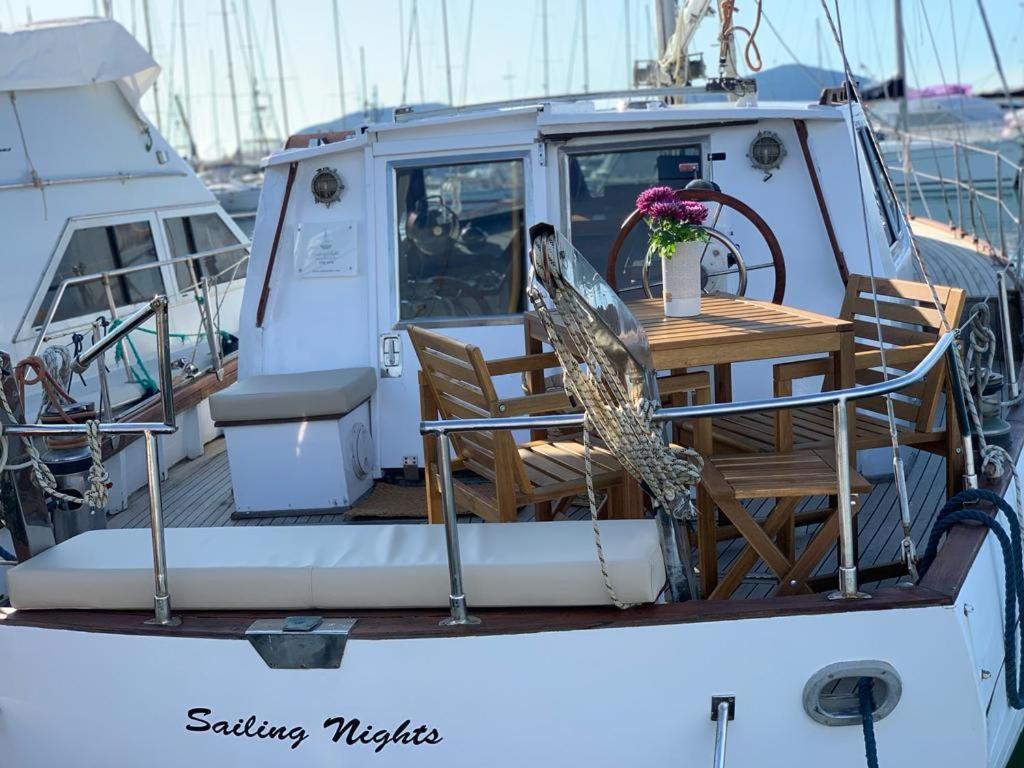 Botel Sailing Nights Boat&breakfast Alghero